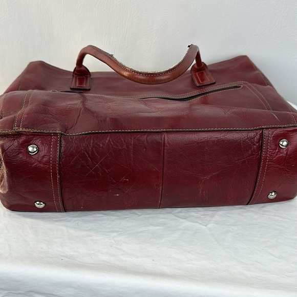 Fossil Red Leather Shoulder Tote Bag - Picture 8 of 9